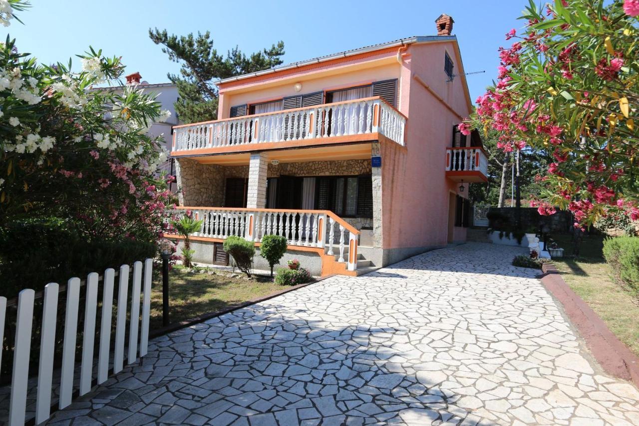 Apartments Vugrin Šilo Esterno foto